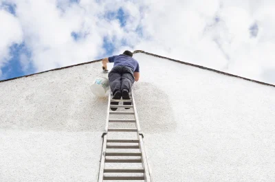Peinture extérieure à la Résie-Saint-Martin — façades et ravalement